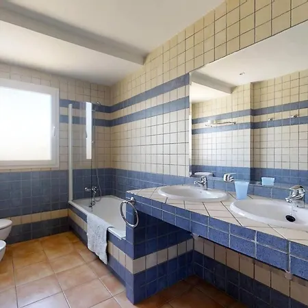 Villa Marga, At 100 Meters Far Of The Beach Corralejo